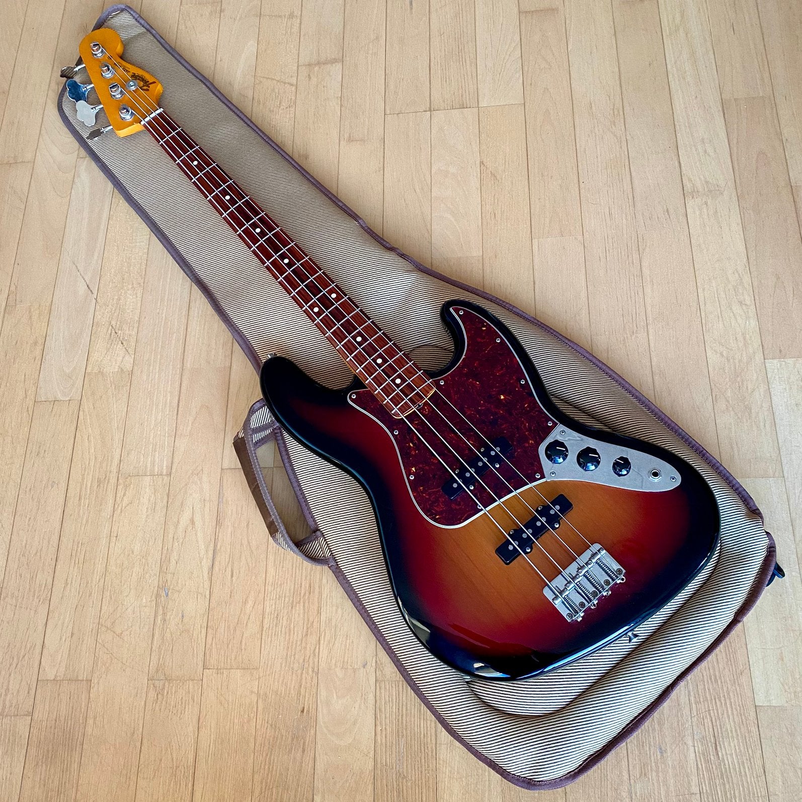 Fender Jazz Bass Classic '60s Lacquer  2017-18 - mint, Musique & Instruments, Enlèvement ou Envoi, Utilisé, Électrique