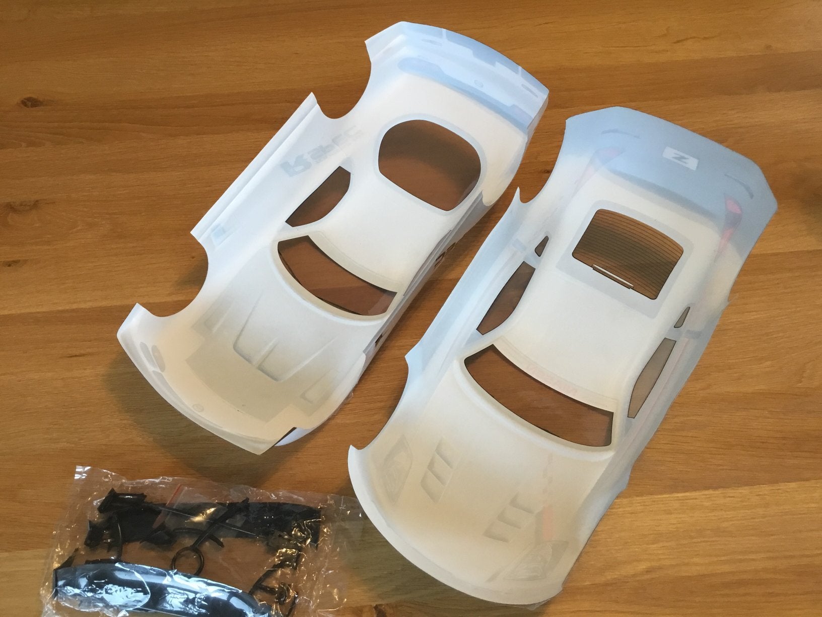 Voiture rc 1/10 dody lot de deux, Hobby & Loisirs créatifs, Enlèvement, Comme neuf