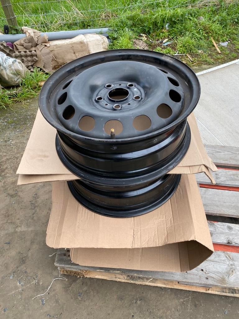 Vw 4 jantes tôle 5x112 16 pouces ET 48 c, Autos : Pièces & Accessoires, Pneus & Jantes, Neuf, 16 pouces, Véhicule de tourisme