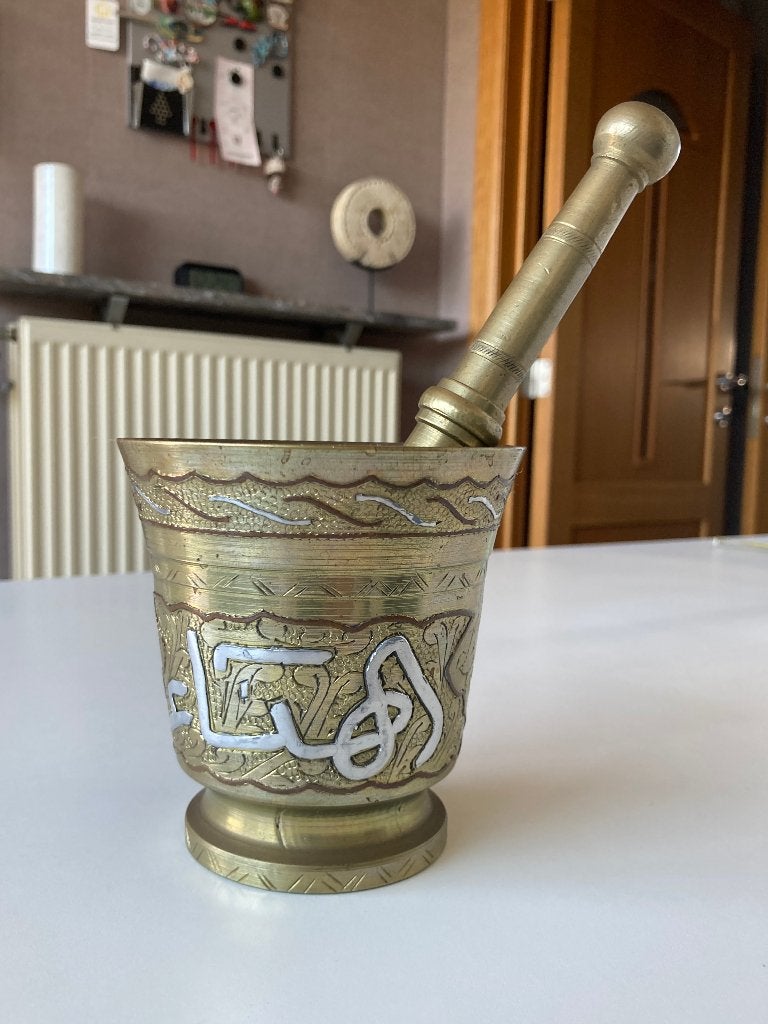 Arabische vijzel en stamper, Ophalen of Verzenden, Koper