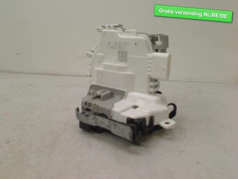 PORTIERSLOT RECHTS VOOR Audi A3 Limousine (8VS / 8VM), Info@audi.de, Audi, Audi AG, Voor