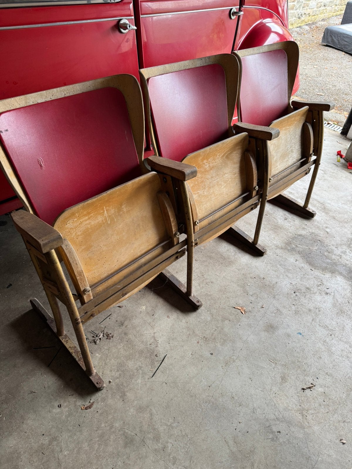 Sièges cinéma, Enlèvement