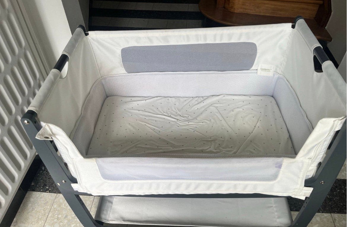 SnuzPod baby co-sleeper wieg 0-7 maanden, mooie staat, Kinderen en Baby's, Ophalen, Zo goed als nieuw, Wieg