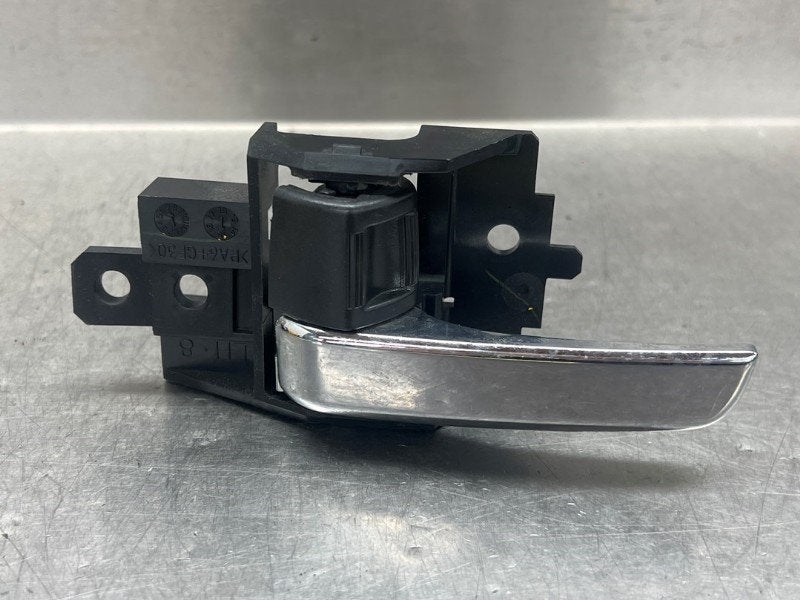 PORTIERGREEP BUITEN LINKS VOOR Mitsubishi Space Star (A0), Gebruikt, Voor, Mitsubishi