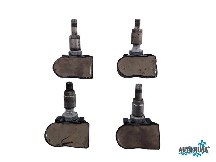 Capteur gonflage pneus d'un Volvo V70, -, 3 mois de garantie, -, -