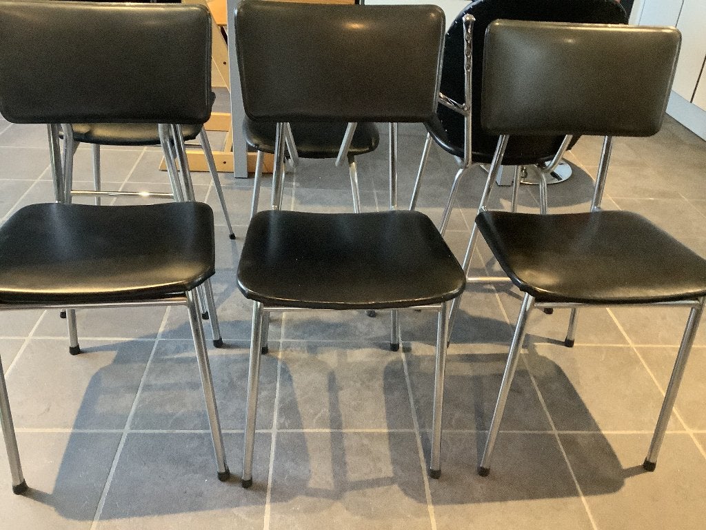 Retro stoelen, Ophalen, Kunststof, Gebruikt, Zwart