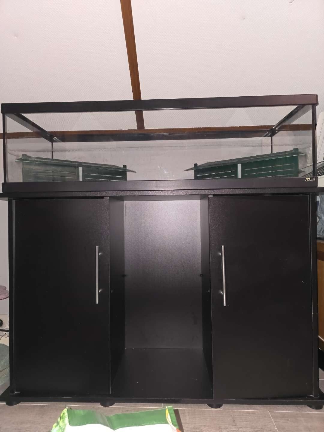 Aquaterarium avec meuble en parfait état, Animaux & Accessoires, Enlèvement, Terrarium ou Paludarium
