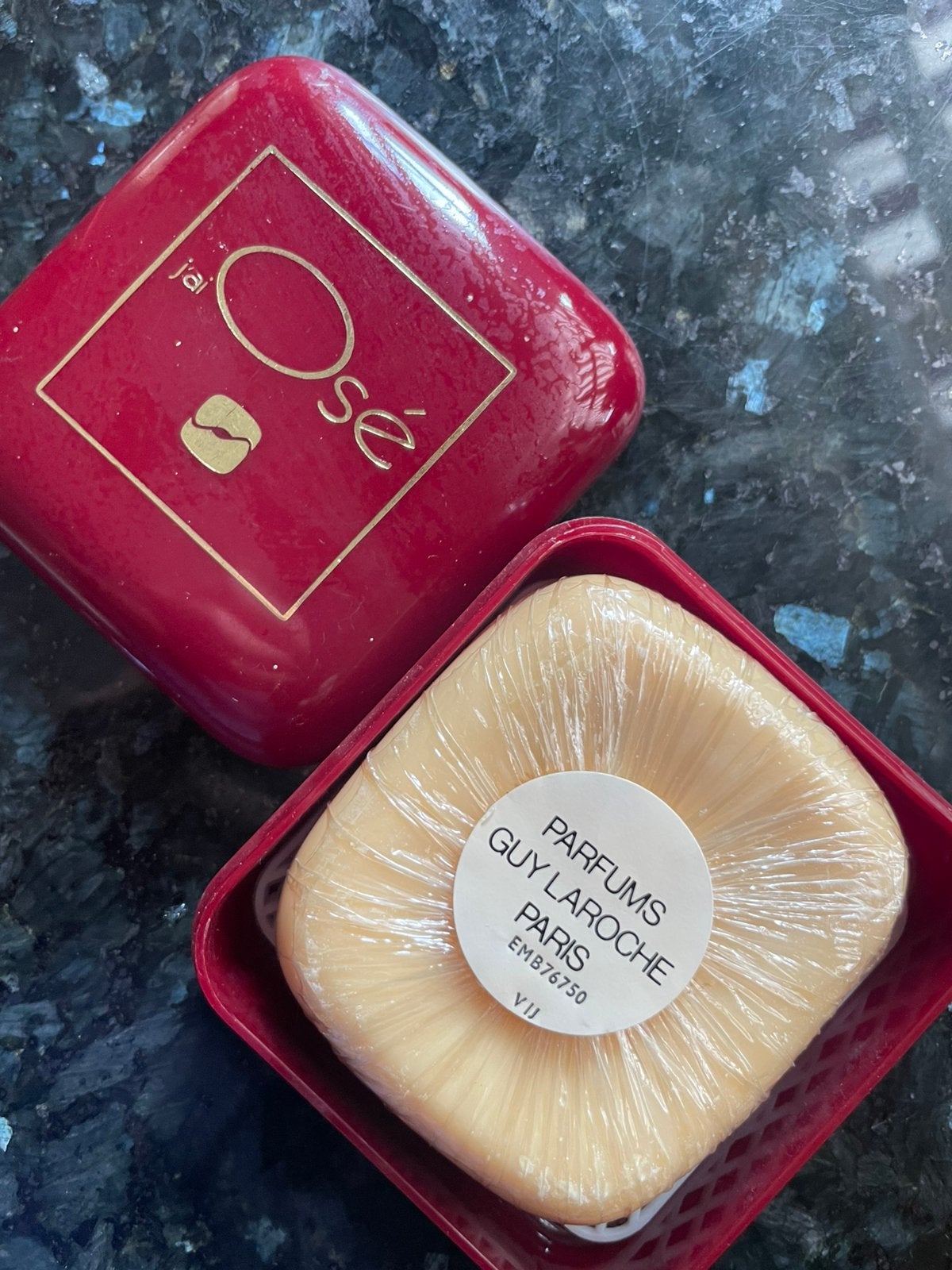 Vintage Jai Ose Guy Laroche Zeep in Doosje - Nieuw, Collections, Parfums, Enlèvement ou Envoi