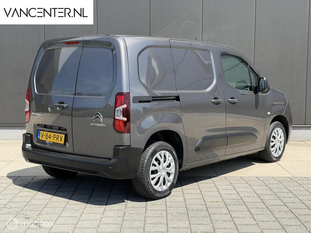 Citroen Berlingo 1.2 131PK BENZINE EAT8 Automaat Carplay, Auto's, Voorwielaandrijving, 116 g/km, Stof, Gebruikt