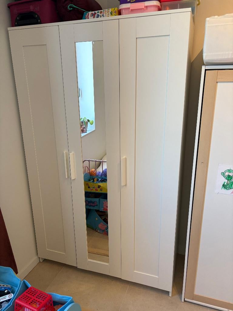 Kast met 3 deuren en spiegel (IKEA - Wit), Huis en Inrichting, Ophalen, Met deur(en), 100 tot 150 cm, Zo goed als nieuw
