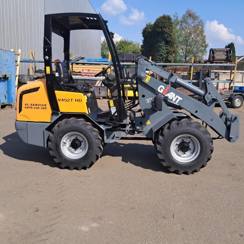 Giant V452T HD, Ophalen, Wiellader of Shovel