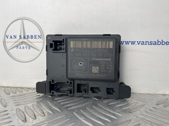 Module verrouillage central des portes d'un Mercedes Sprinte, -, 3 mois de garantie, Utilisé, -