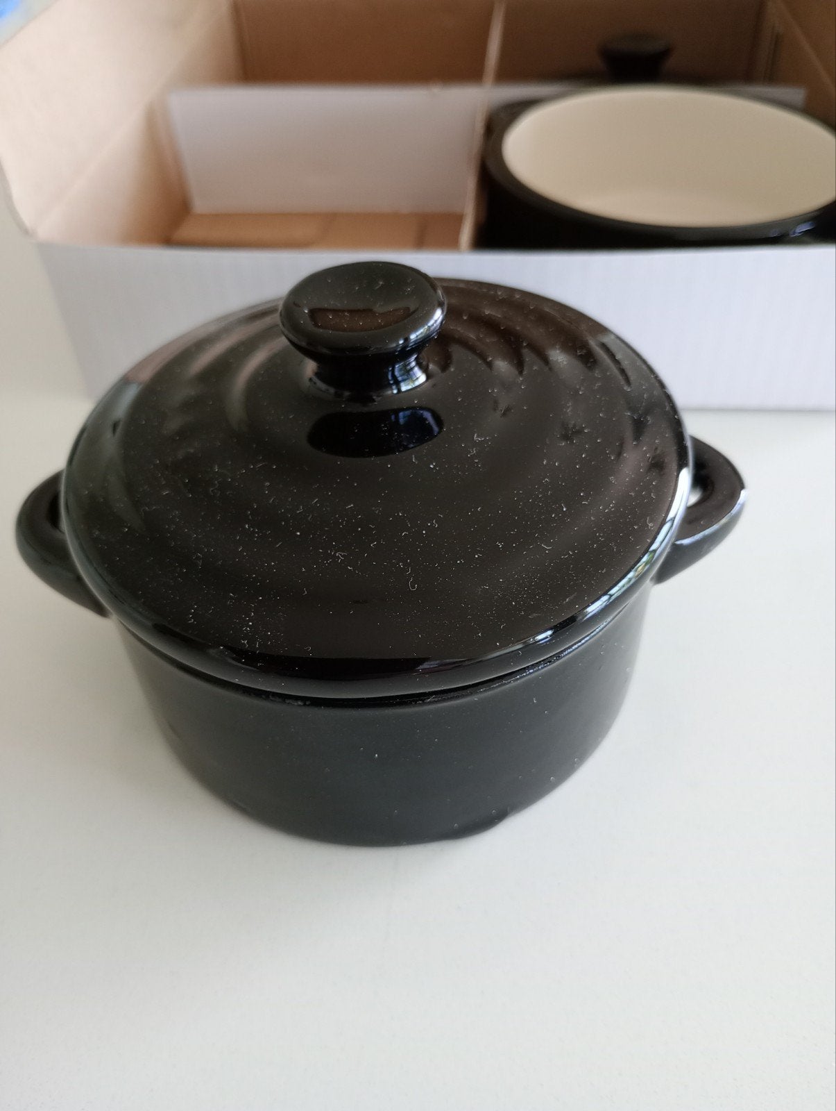 2 KLEINE POTJES, Enlèvement