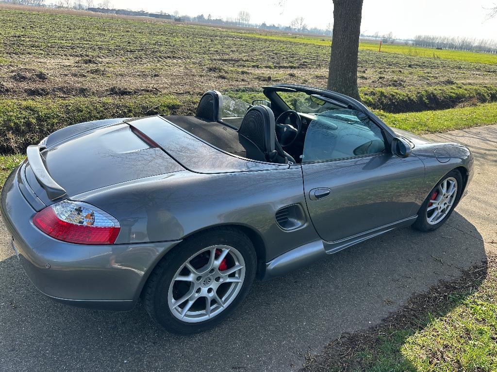 Porsche boxster 2.7, Autos, Porsche, Cuir, Argent ou Gris, Achat, 155 kW