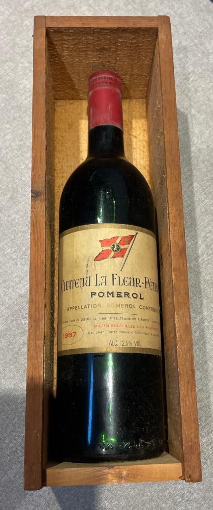 Chateau Fleur-Petrus 1987 en boîte, Pleine, Enlèvement, France, Vin rouge