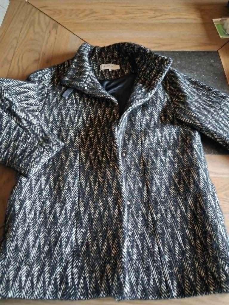 jas zwart/beçige merk gerard darel – maat 44, Kleding | Dames, Jassen | Winter, Gerard Darel, Zwart, Maat 42/44 (L), Ophalen of Verzenden