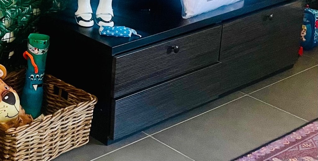 IKEA tv kast, Huis en Inrichting, Kasten |Televisiemeubels, Ophalen, Zo goed als nieuw