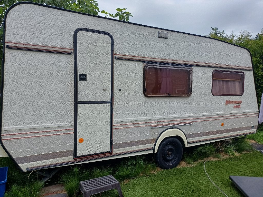 Caravan, Caravanes & Camping, Caravanes, Jusqu'à 4, LMC et Münsterland, Particulier, Réfrigérateur