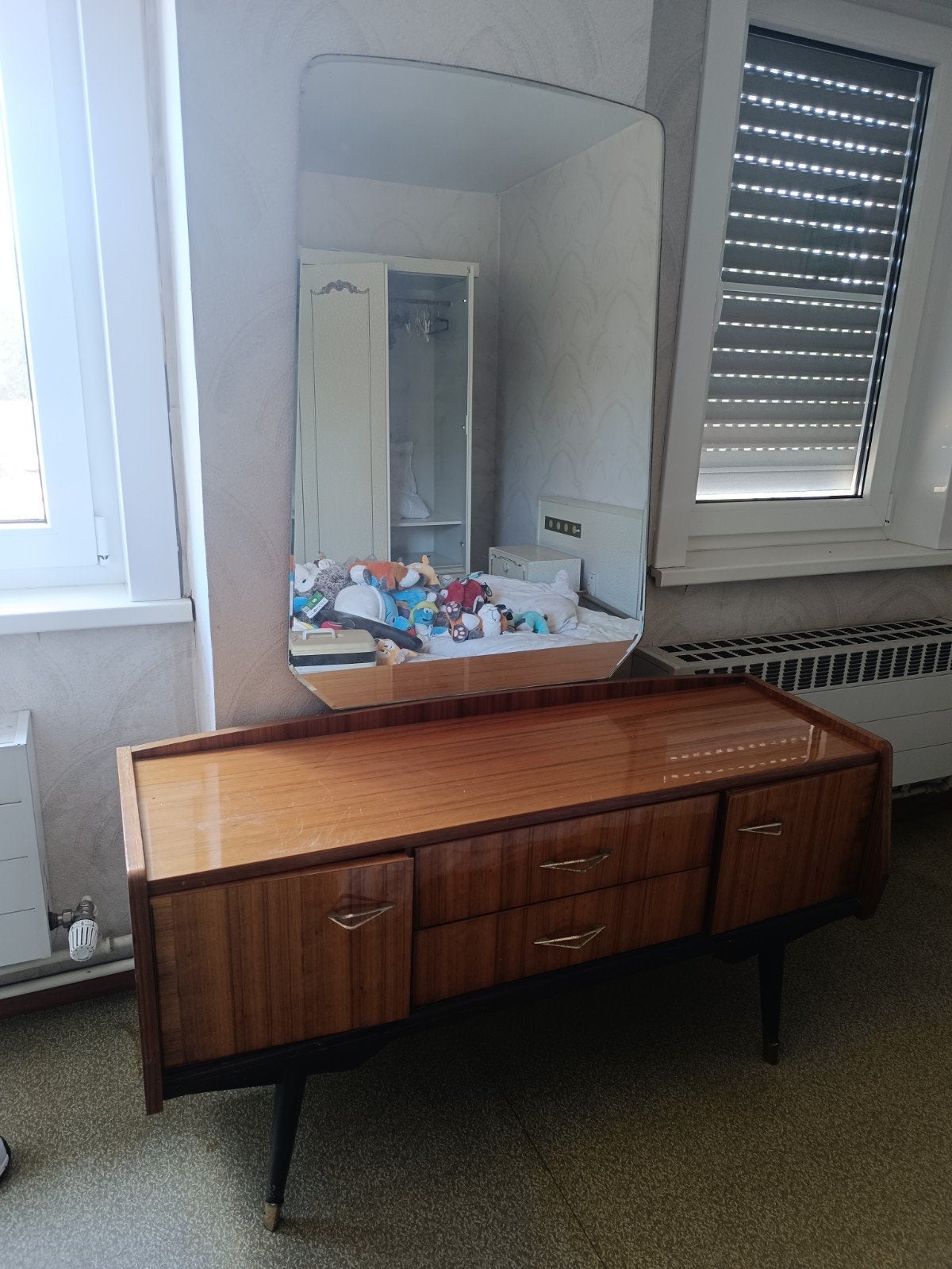 Prachtige midcentury slaapkamer, Ophalen, Midcentury