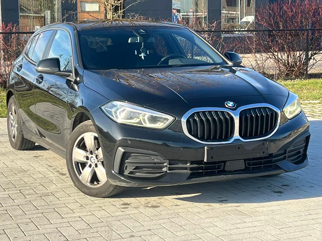 Bmw 116d manueel euro6d /2020, Auto's, BMW, Voorwielaandrijving, 4 deurs, 1 Reeks, Euro 6