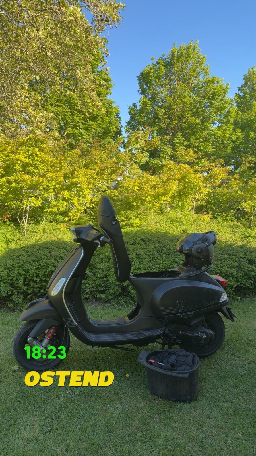Vespa s50 a klasse, Fietsen en Brommers, Ophalen, Zo goed als nieuw