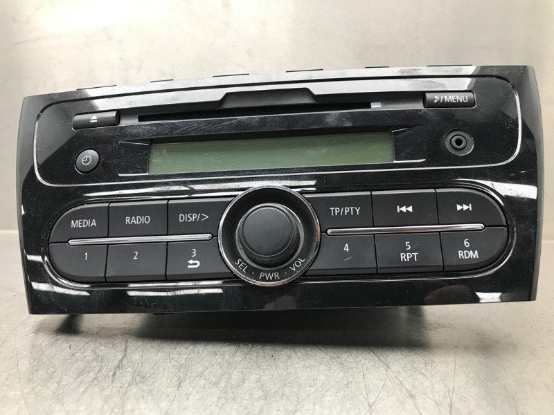 RADIO Mitsubishi Space Star (A0) (01-2012/-) (|8701A621|), Gebruikt, Info@mitsubishi-motors.de, MITSUBISHI, Mitsubishi