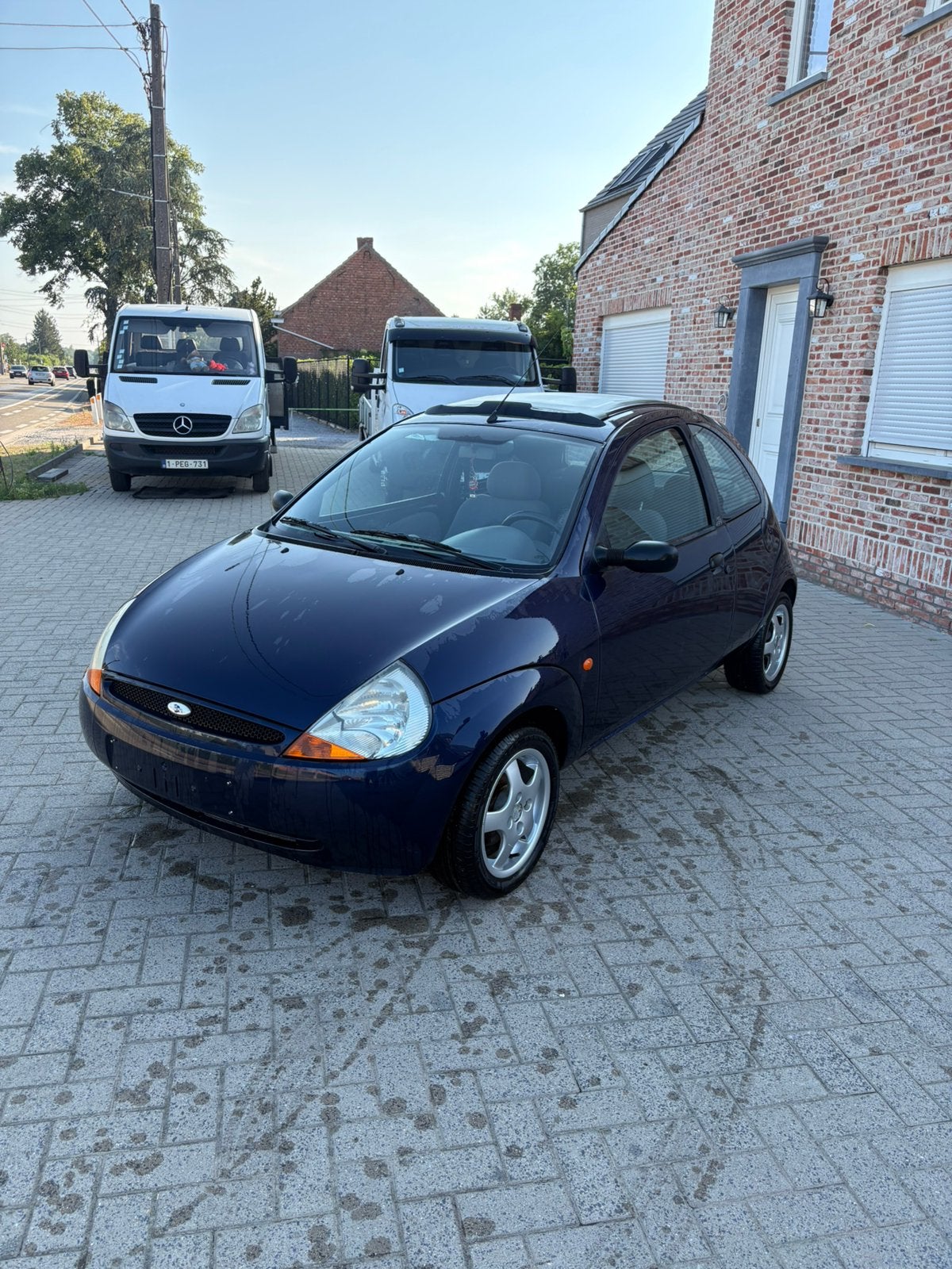Ford ka 1,3 L à essence d'ici 2002, Autos, Achat, Ka, Boîte manuelle, Autres couleurs