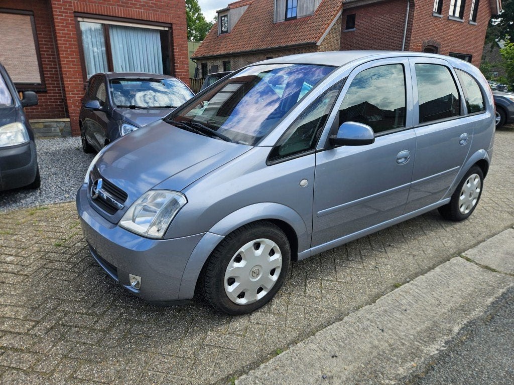 OPEL MERIVA/2005/ESSENCE/CLIMATISATION/ATTELAGE DE REMORQUE, Phares directionnels, Argent ou Gris, Achat, Entreprise