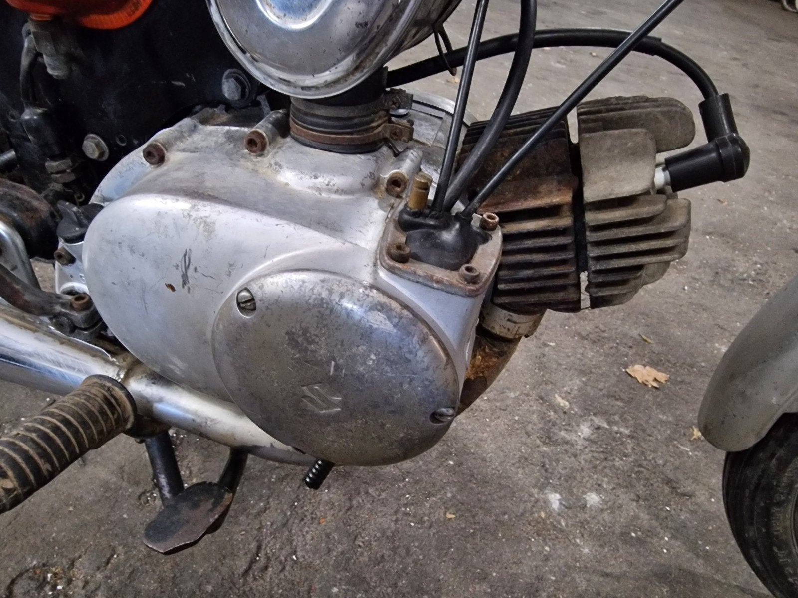Suzuki A50 5 Versnellingen compleet motorblok!, Vélos & Vélomoteurs, Pièces de cyclomoteur | Oldtimers & Ancêtres, Bloc, Enlèvement