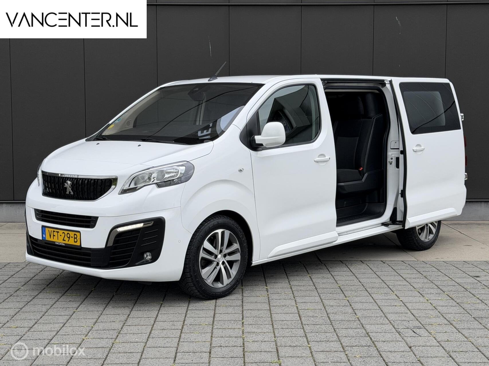 Peugeot Expert 2.0 BlueHDI 120PK Automaat DC Long L3 Airco, Wit, Bedrijf, 5 deurs, Te koop