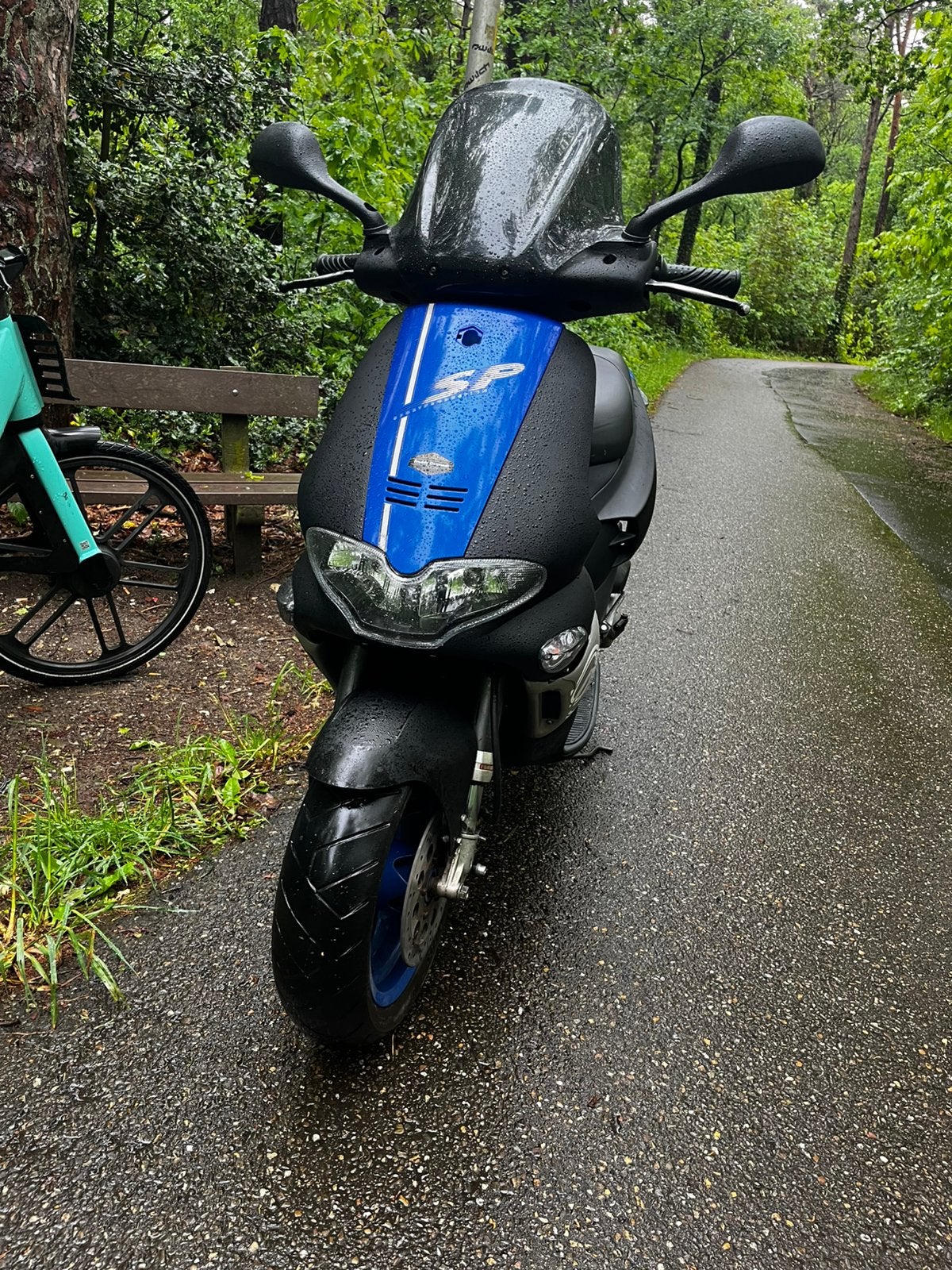 Gilera propose une classe, Enlèvement, Comme neuf