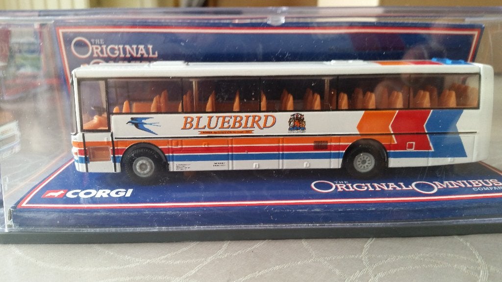 Corgi 4270 Van Hool Volvo B10M Alizee "BLUEBIRD" 1:76, Ophalen of Verzenden, Zo goed als nieuw, Bus of Vrachtwagen