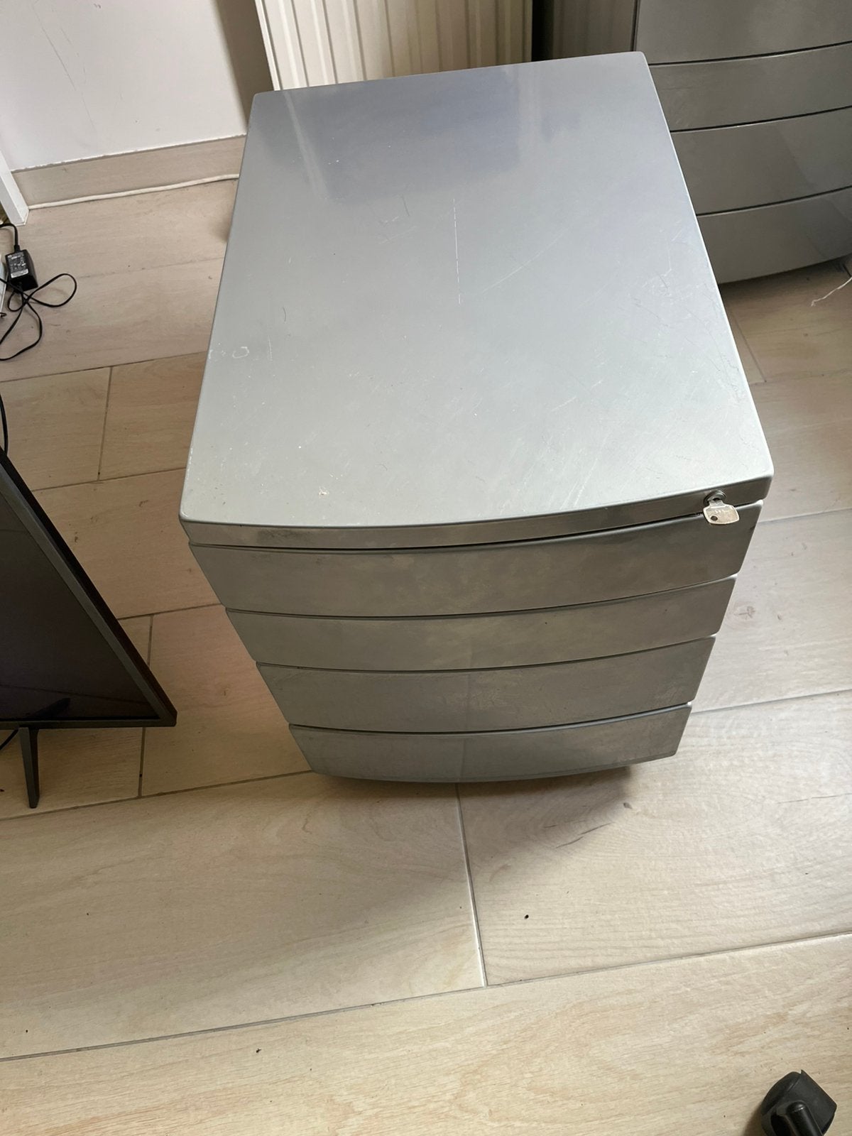 Casier bureau, Enlèvement