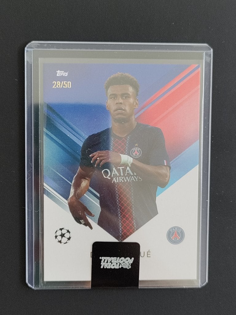 2026 TOPPS Total Football Doué PSG 28/50 kaart, Ophalen of Verzenden, Nieuw, Spelerskaart