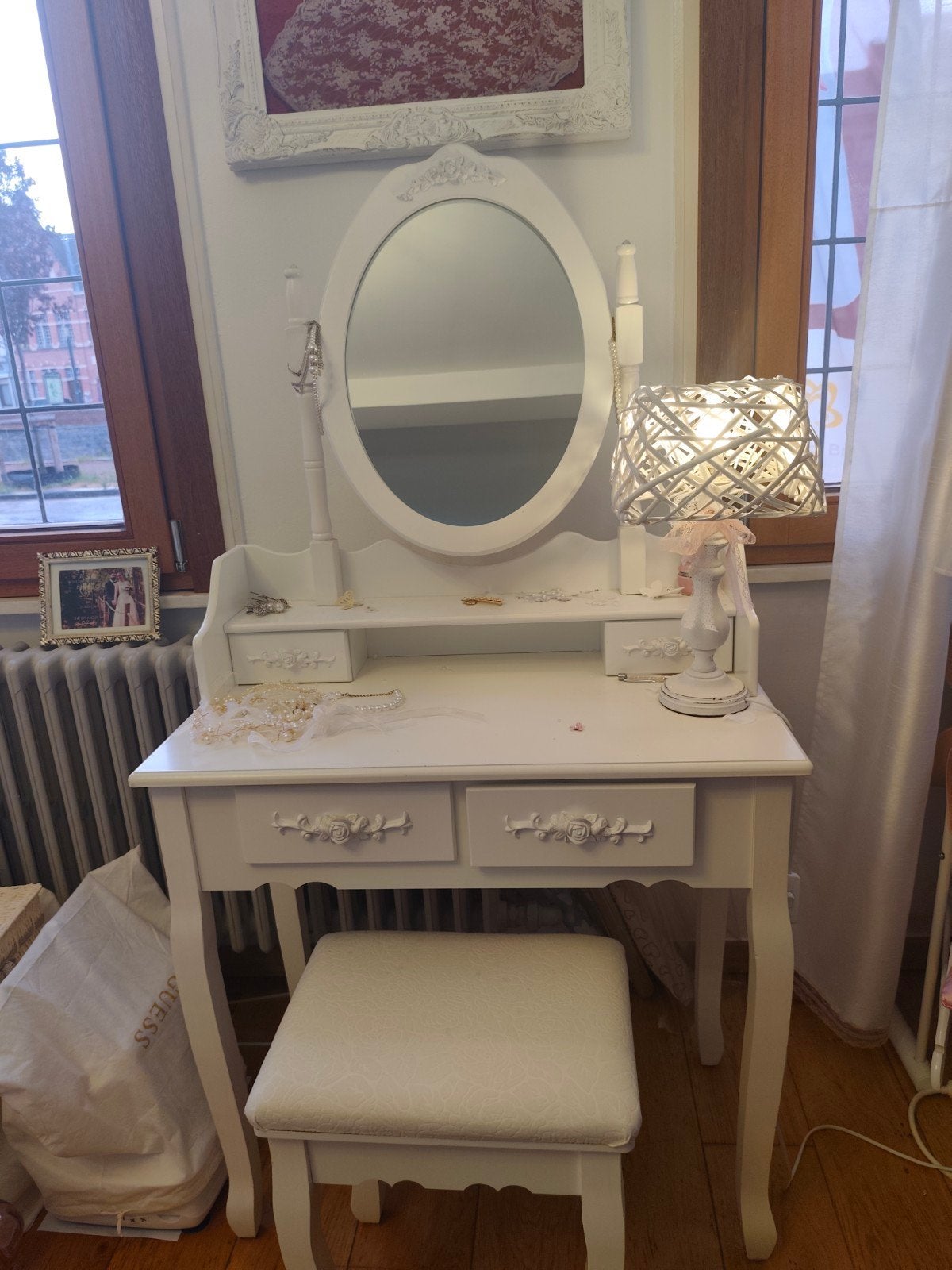 Zeer mooie make-up tafeltje - barok stijl met stoeltje, Ophalen