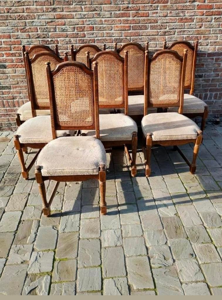 8 antieke stoelen, Ophalen