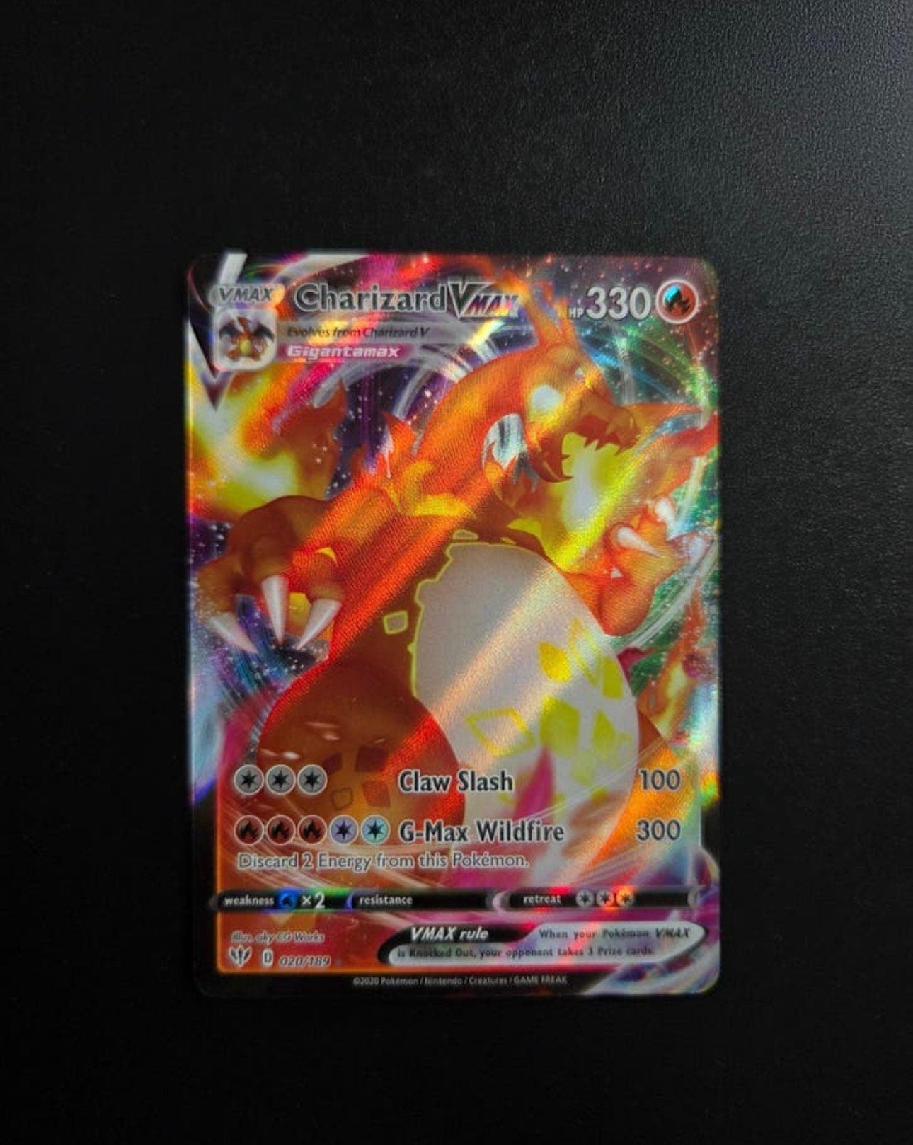 Charizard Vmax, Ophalen of Verzenden, Zo goed als nieuw