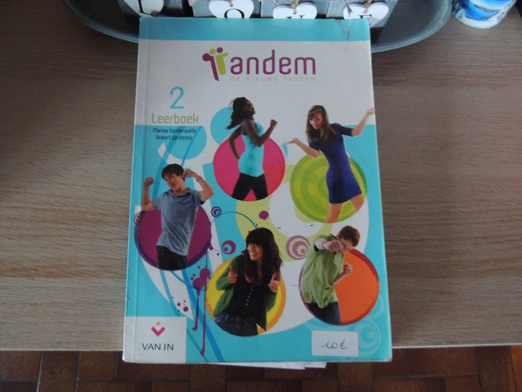 Manuel - Tandem 2 - 2e année, Enlèvement
