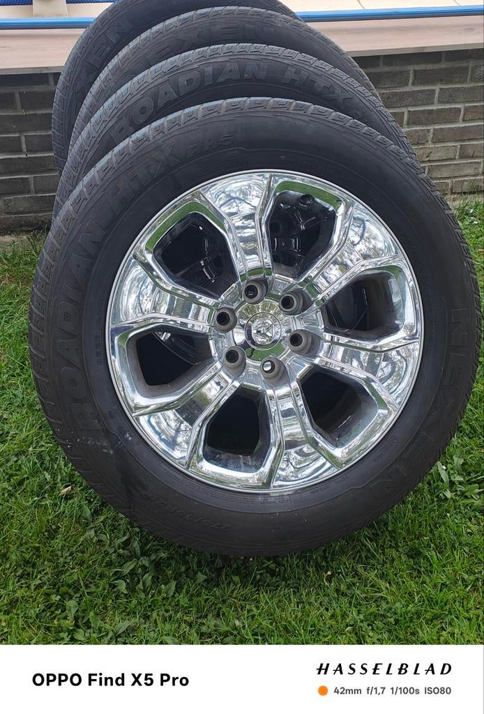 Jantes pneus Dodge RAM, Enlèvement, Pneu(s)