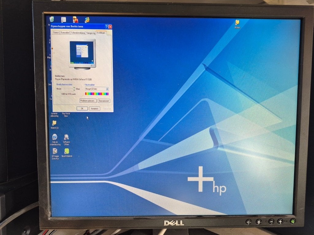 PC Scherm - Monitor DELL P190, Computers en Software, Ophalen, Gebruikt, In hoogte verstelbaar, 19"