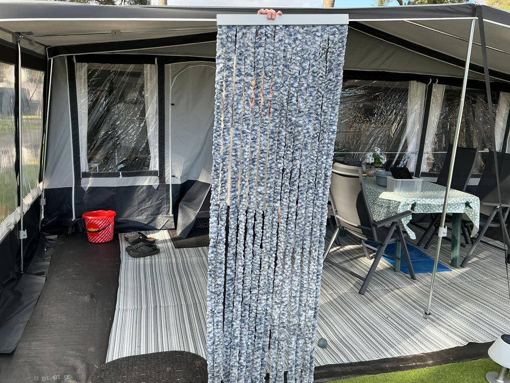 Vliegengordijn voor deur camper of caravan, Ophalen, Zo goed als nieuw