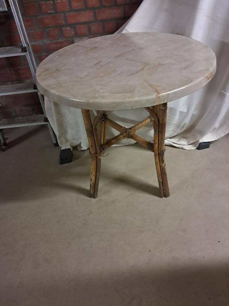 Tafeltje gratis, Ophalen