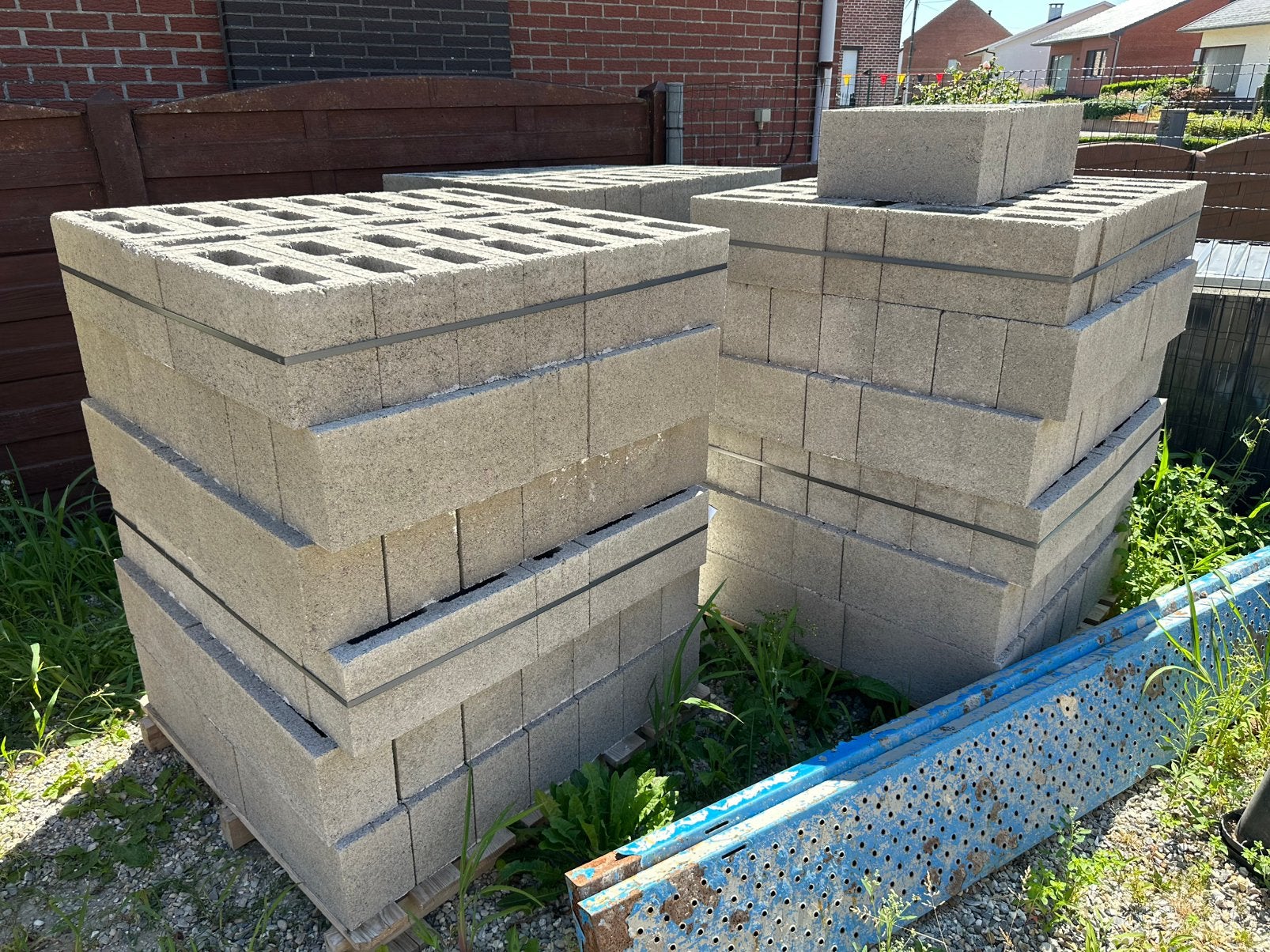 BETONBLOK 39x14x19, Doe-het-zelf en Bouw, Metselstenen, Ophalen, Zo goed als nieuw
