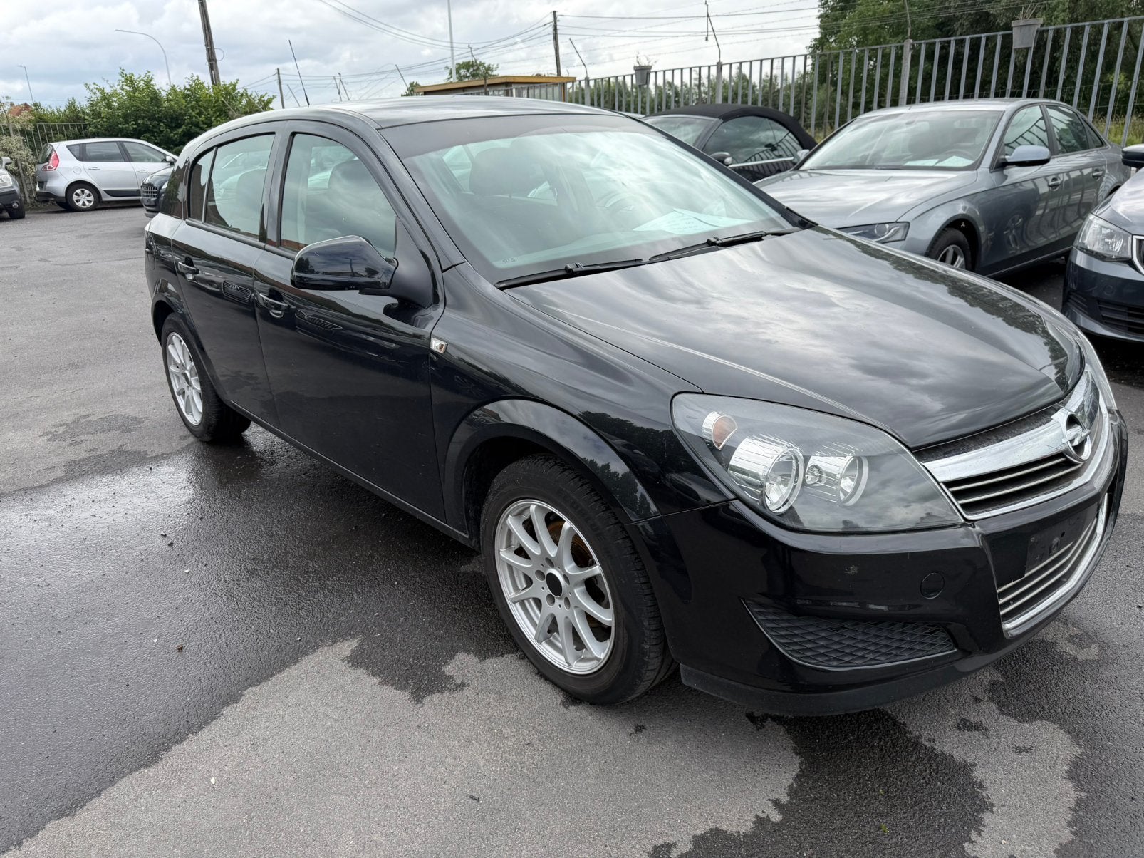 OPEL ASTRA BENZIN 1.6 Eu 5, Euro 5, Stof, 4 cilinders, Zwart