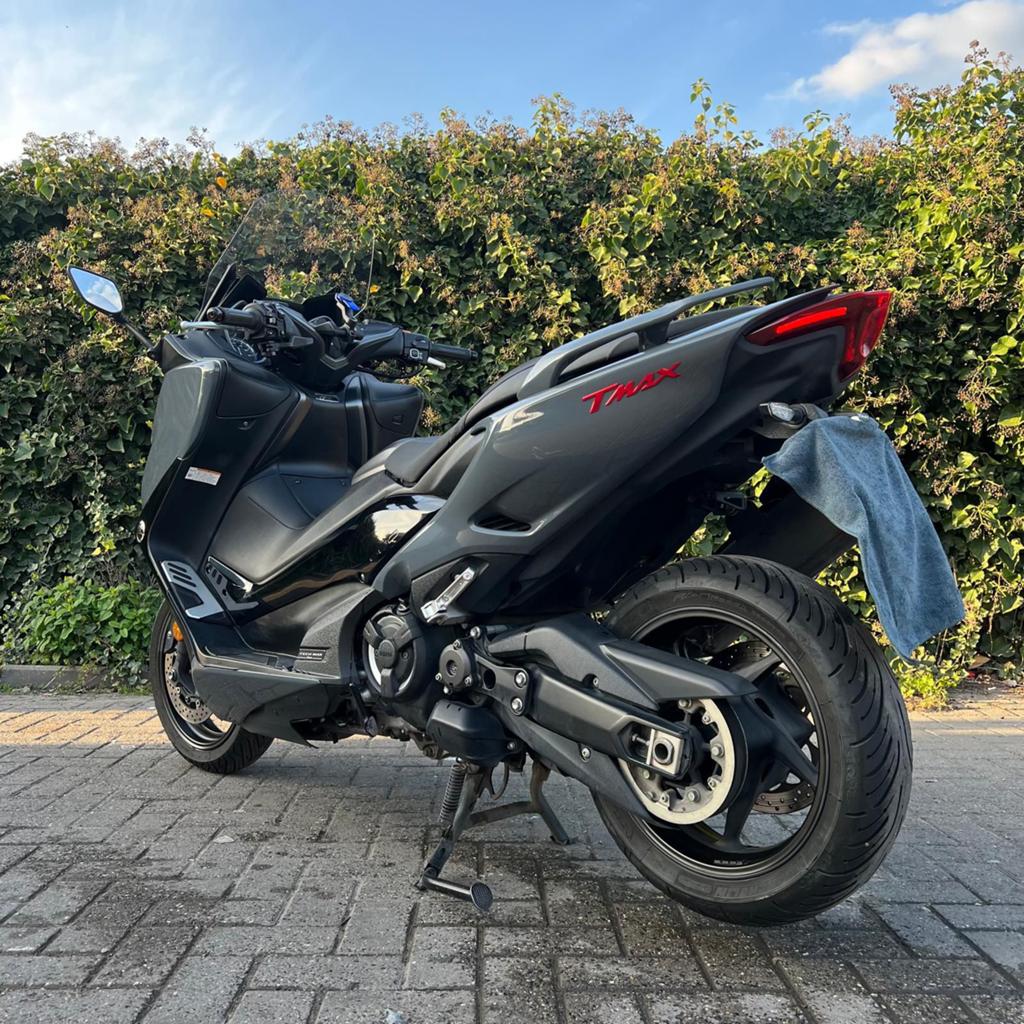 Yamaha TMax 560 Tech Max, Motoren, Particulier, Handvatverwarming, 12 t/m 35 kW