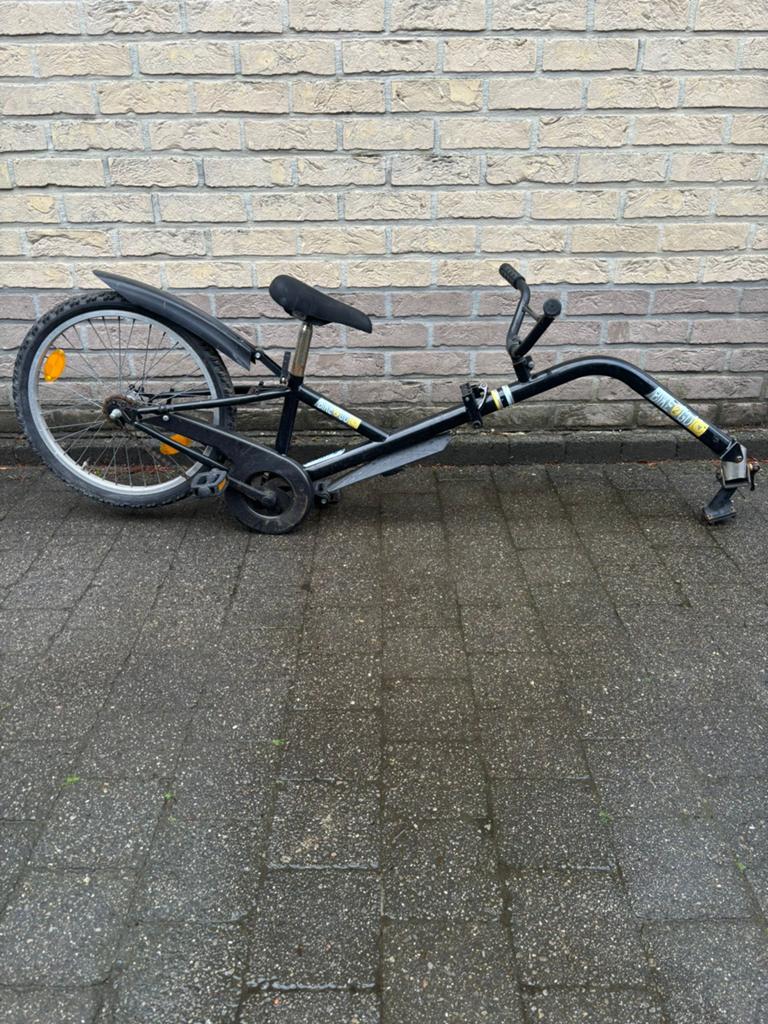 Aanhangfiets is goede staat, Fietsen en Brommers, Fietsaccessoires | Aanhangwagens en Karren, Ophalen, Zo goed als nieuw, Aanhangfiets