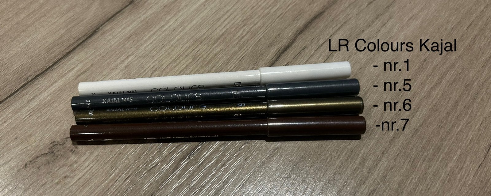 LR Colours Kajal (4 stuks), Bijoux, Sacs & Beauté, Beauté | Cosmétiques & Maquillage, Enlèvement ou Envoi, Comme neuf, Maquillage