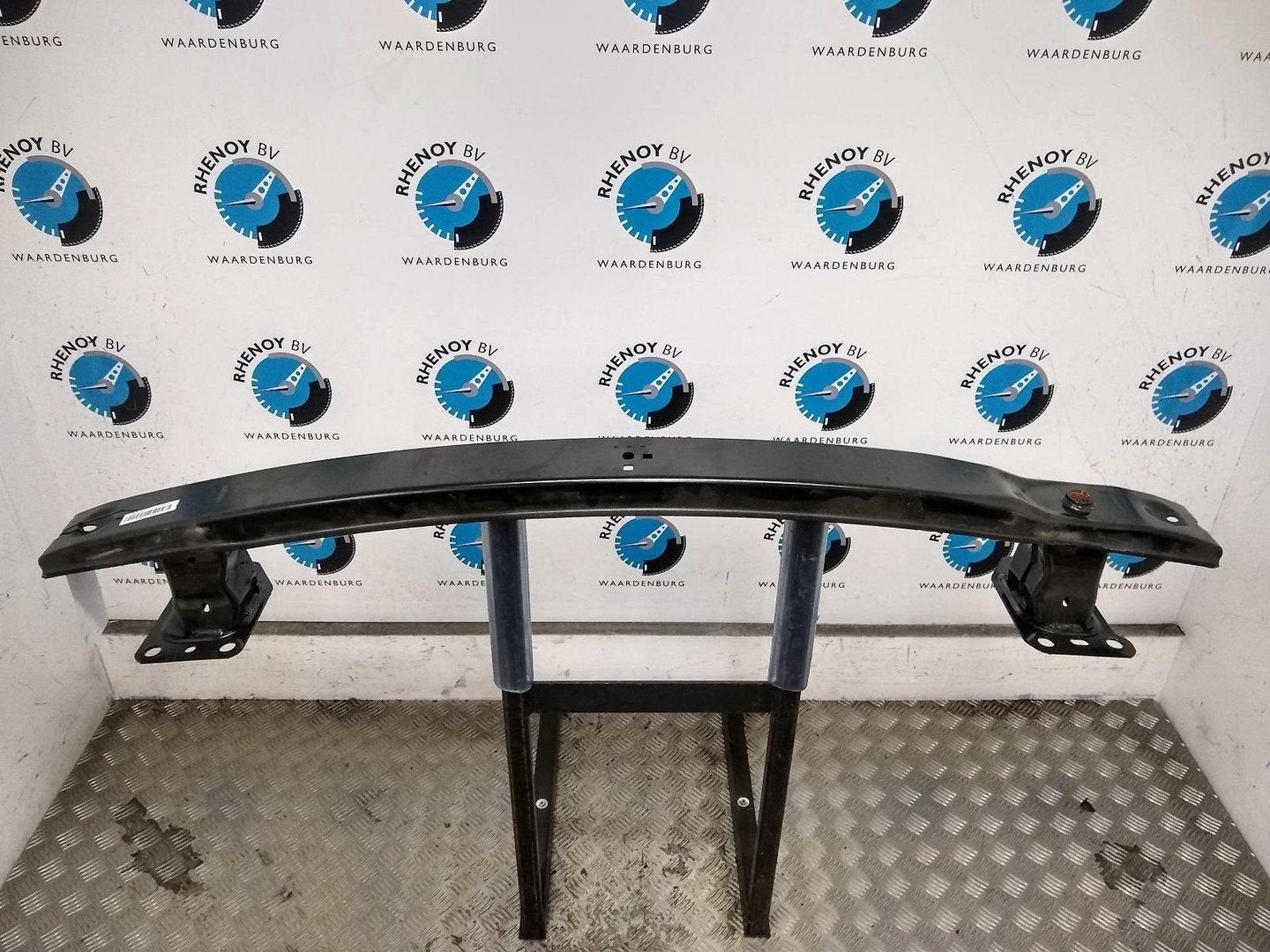 RENAULT KANGOO VOORBUMPER BALK 2013, Ophalen of Verzenden, Gebruikt, ARN erkend
