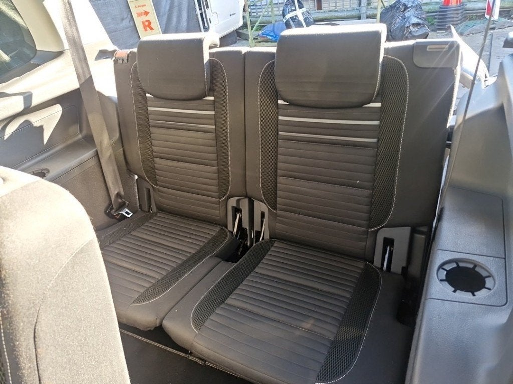CEINTURE DE SECURITE ARRIERE CENTRALE Touran (1T3), Volkswagen, Volkswagen AG, Utilisé, Kundenbetreuung@volkswagen.de