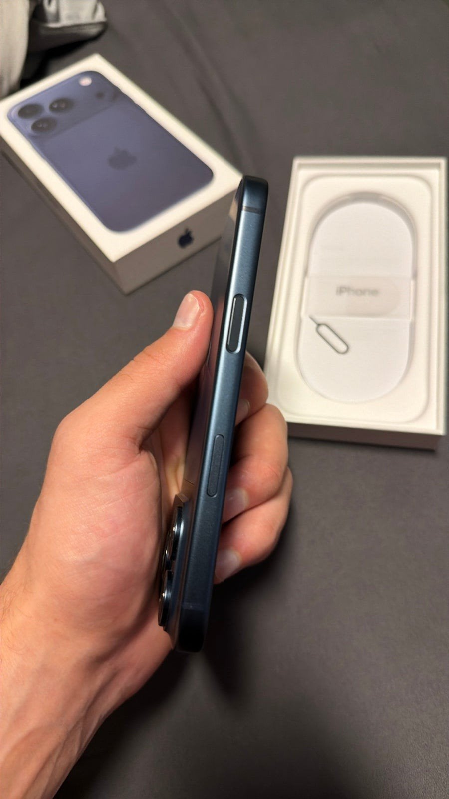 iPhone 17 PRO/ 256gb/ nieuwestaat/ diepblauw, Télécoms, Enlèvement, IPhone 17
